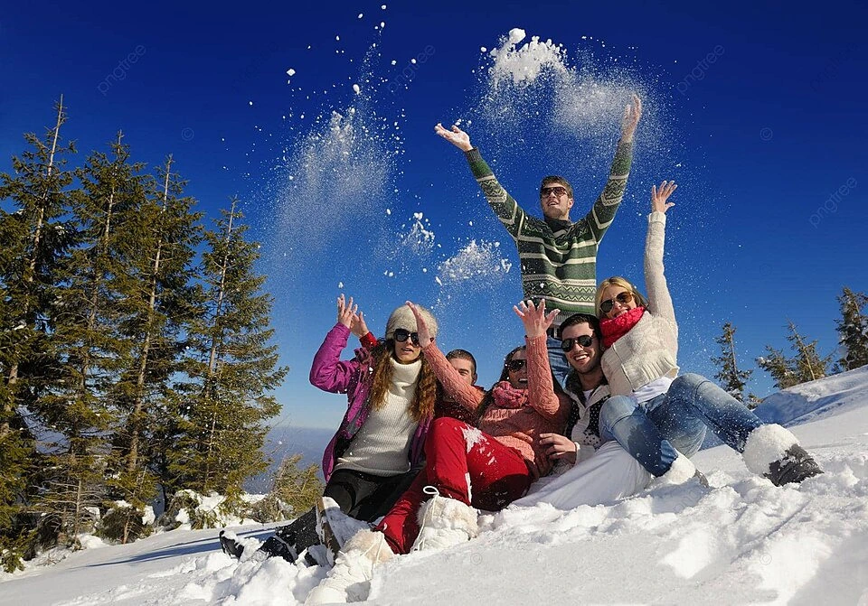 Guia Para Sua 1ª Viagem de Ski: Tudo o Que Você Precisa Saber | Snowonline 5 pngtree enjoying winter to the fullest friends playing on fresh snow photo image 43013606 Guia Para Sua 1ª Viagem de Ski: Tudo o Que Você Precisa Saber | Snowonline -