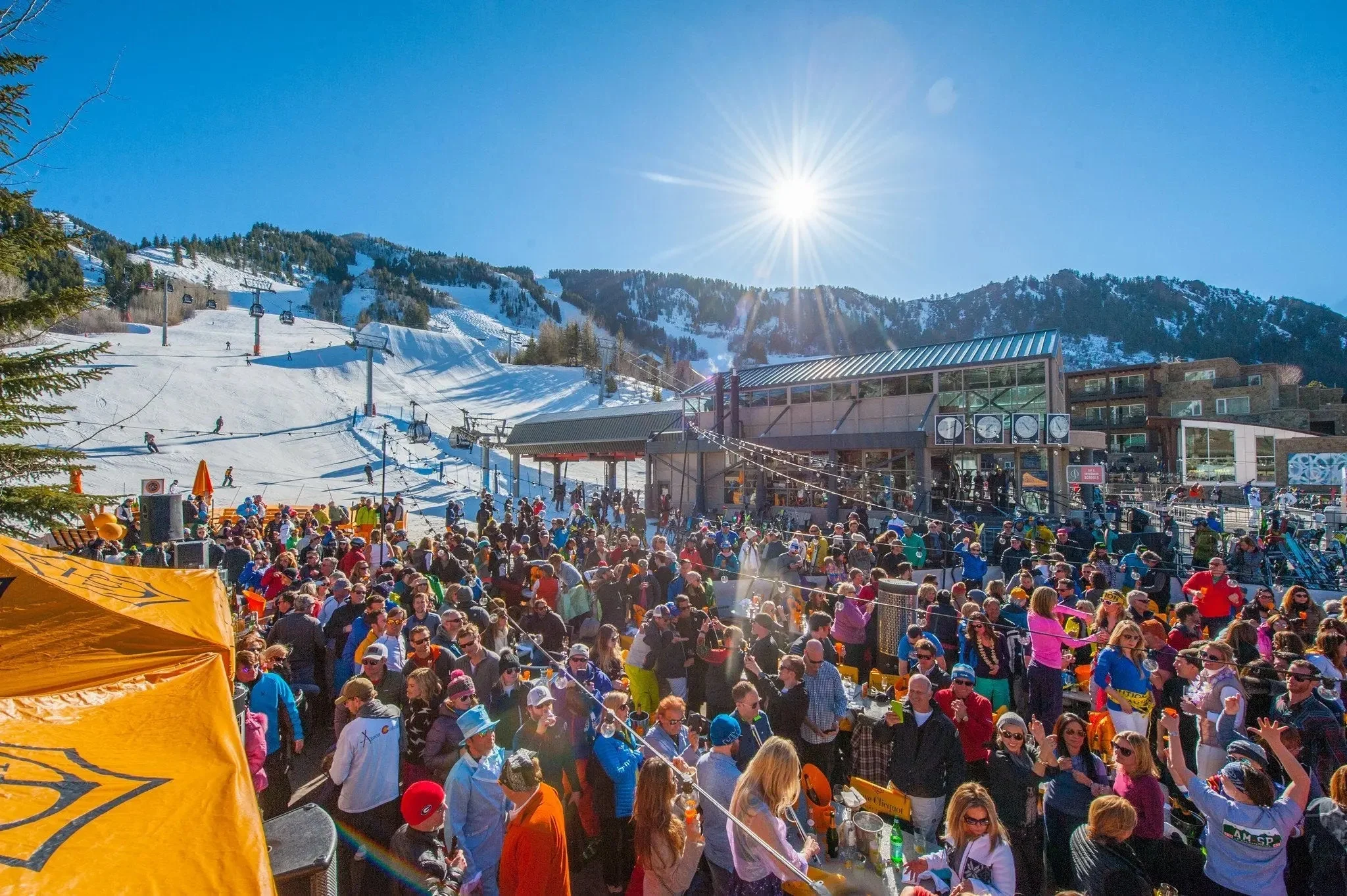 Après-ski em Aspen: bares, restaurantes e hot spots em Aspen Snowmass 2 Après-ski em Aspen: bares, restaurantes e hot spots em Aspen Snowmass 2 why ajax tavern might be the best apres ski has aspen to offer 978088 Après-ski em Aspen: bares, restaurantes e hot spots em Aspen Snowmass -